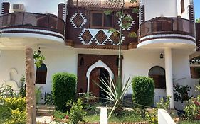 Villa Giulio Luxor Guest House